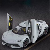 Koenigsegg Gemera 1:24 Diecast Model Car – Pull-Back with Lights & Sound