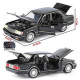 Toyota Crown Royal Classic 1:32 Diecast Model Car