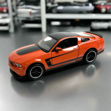 Maisto 1:24 Ford Mustang Boss 302 Diecast Model Car – Orange
