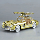 Mercedes-Benz 300SL 1:24 Diecast Model Car – Crystal Color Gullwing