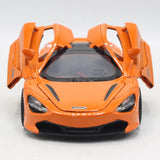 Diecast Model Car – 1:24 Scale with Light & Sound and Openable Doors