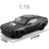 Dodge Challenger Hellcat Diecast Model Car – 1:18 Scale Collectible