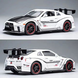 Nissan GTR 1:24 Diecast Model Car – Pull-Back Collectible