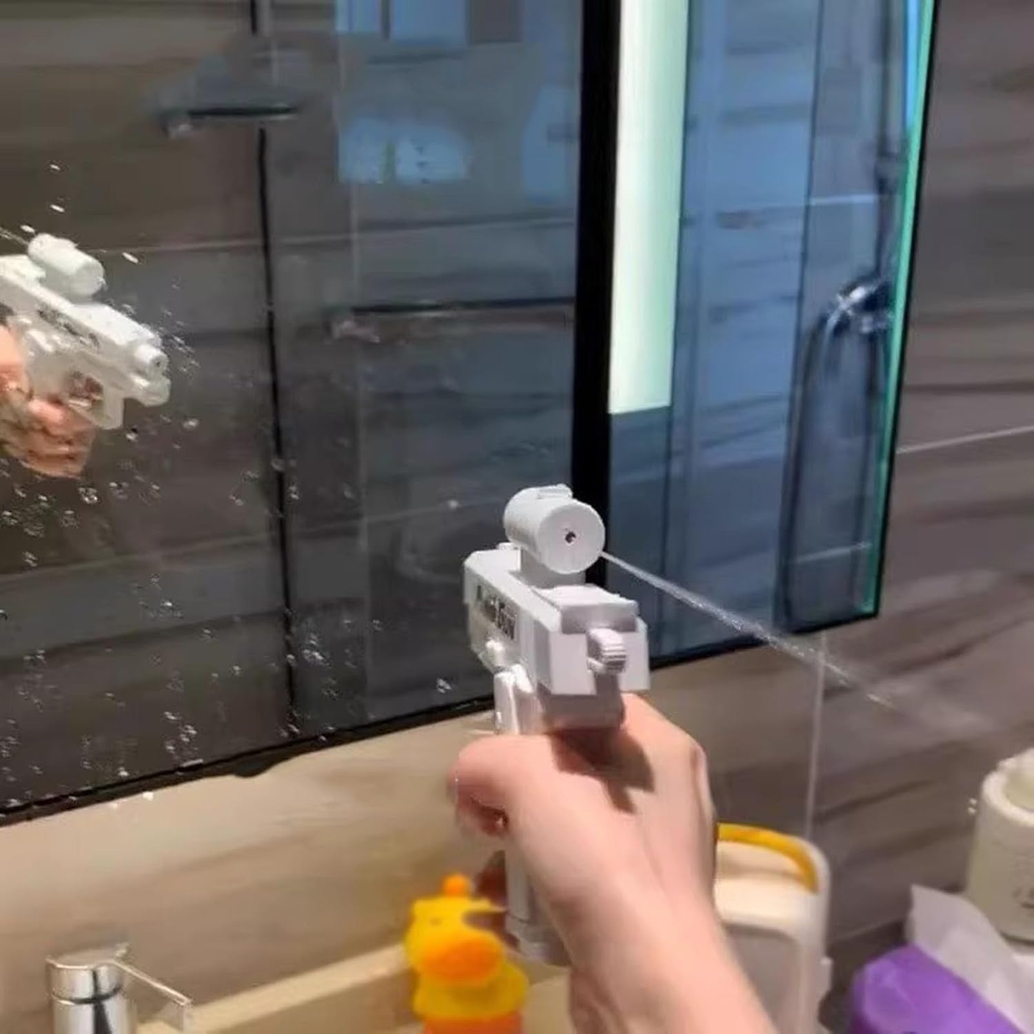 Prank two-way water gun toy packaging