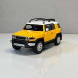 Toyota FJ Cruiser 1:24 Diecast Model Car – Pull-Back with LED Headlights