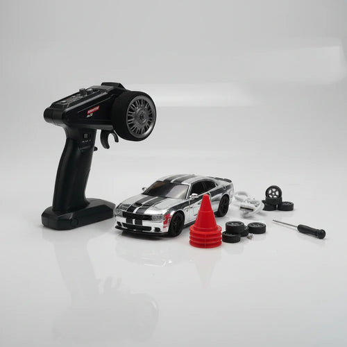 RC Drift Car in Silver Chrome – full kit with remote, spare wheels and USB cable